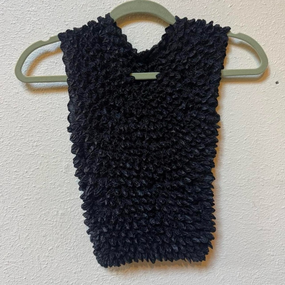 Y2K Black scrunch textured top - Picture 5 of 6